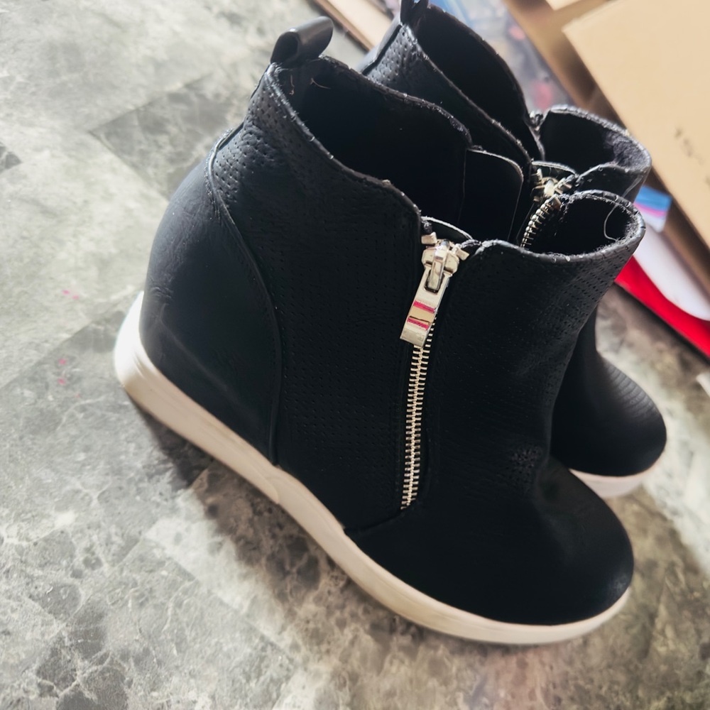 Stylish Black Ankle Boots